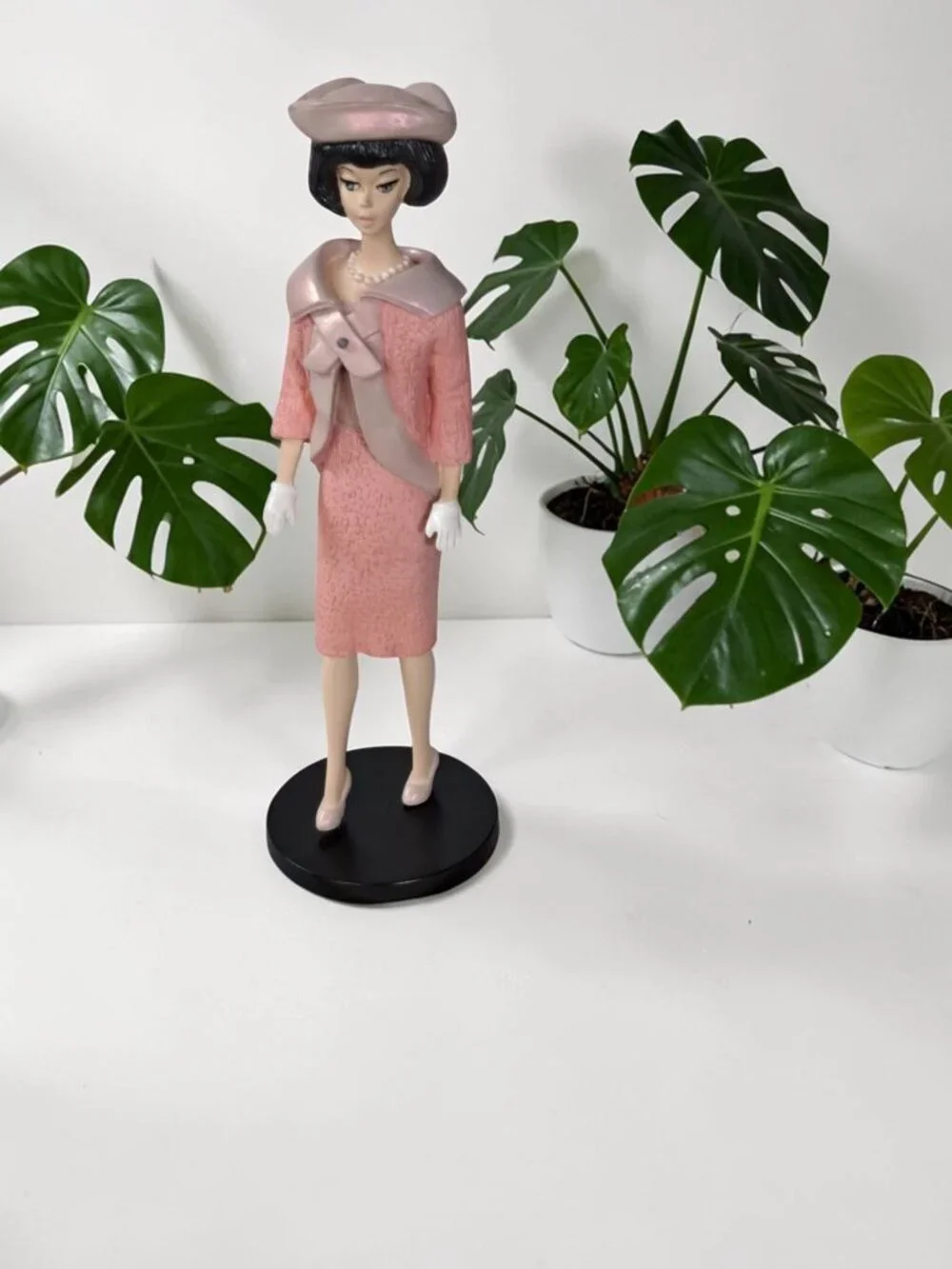 Danbury Mint - 1966 Barbie Fashion Luncheon Figure with stand and Certificate